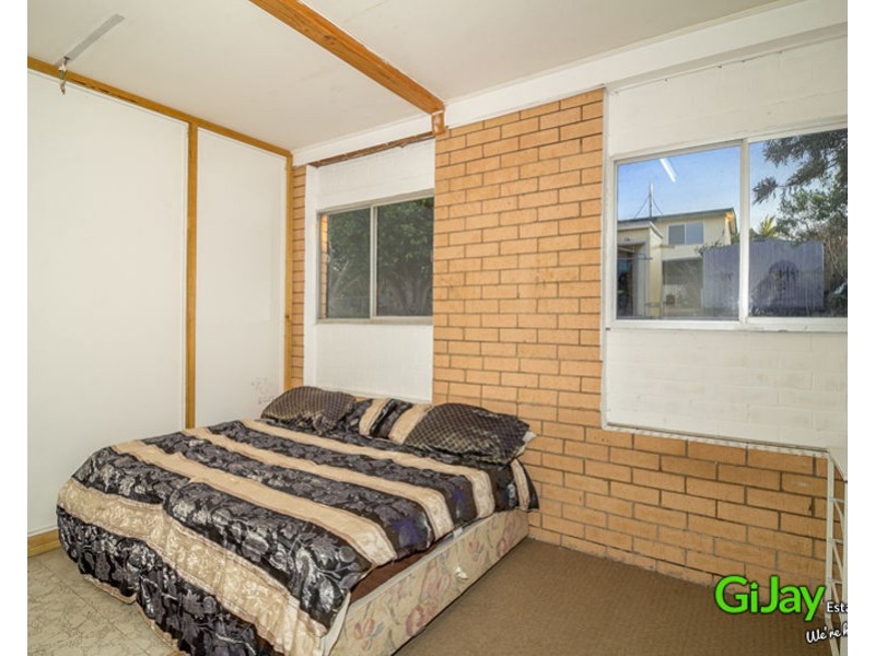 4 Woodash Street, Kingston QLD 4114