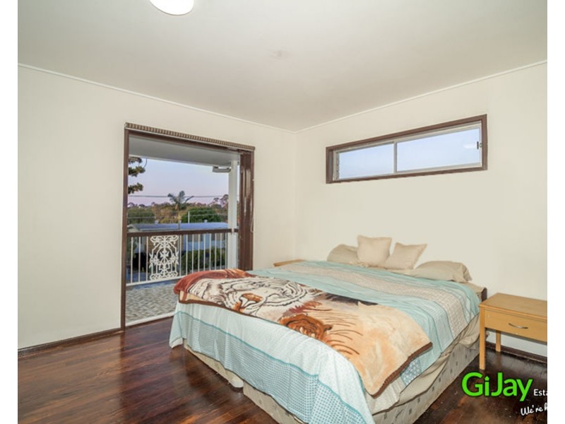 4 Woodash Street, Kingston QLD 4114