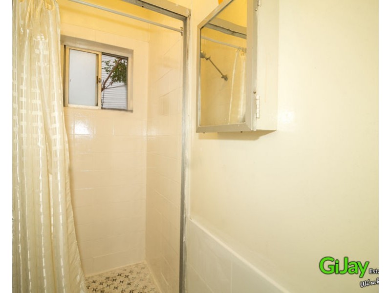 4 Woodash Street, Kingston QLD 4114