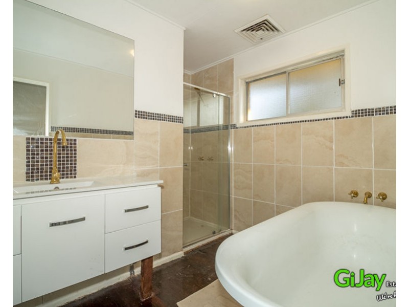 4 Woodash Street, Kingston QLD 4114