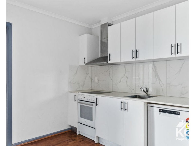 38 Mansted St, Holland Park West QLD 4121