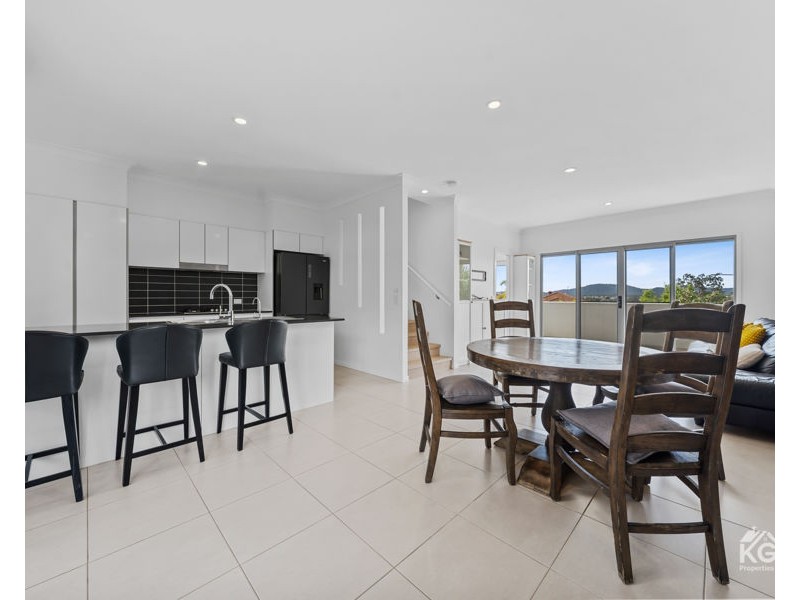 1 25 TICK ST, Mount Gravatt East QLD 4122