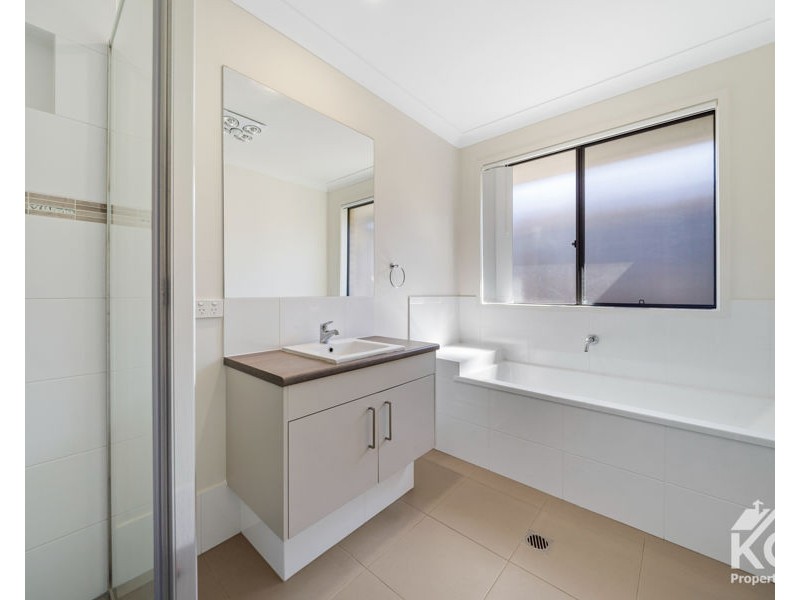 72 SKYBLUE Circuit, Yarrabilba QLD 4207
