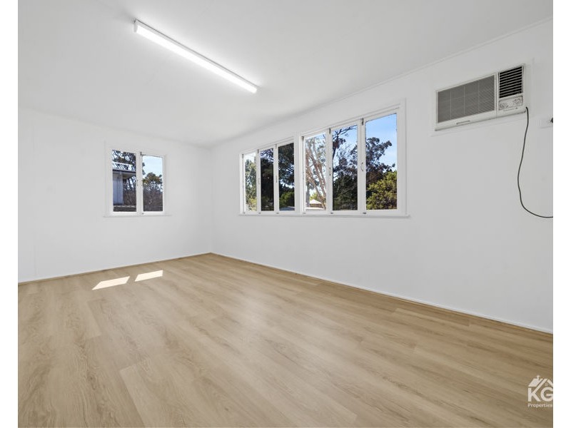 8 CROSS ST, Raceview QLD 4305