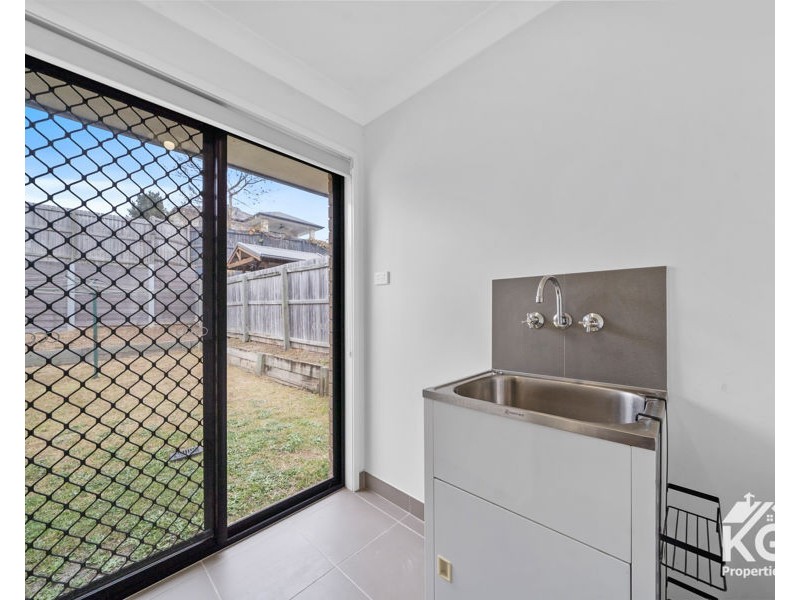 6 MOUNT HUNTLEY ST, Park Ridge QLD 4125