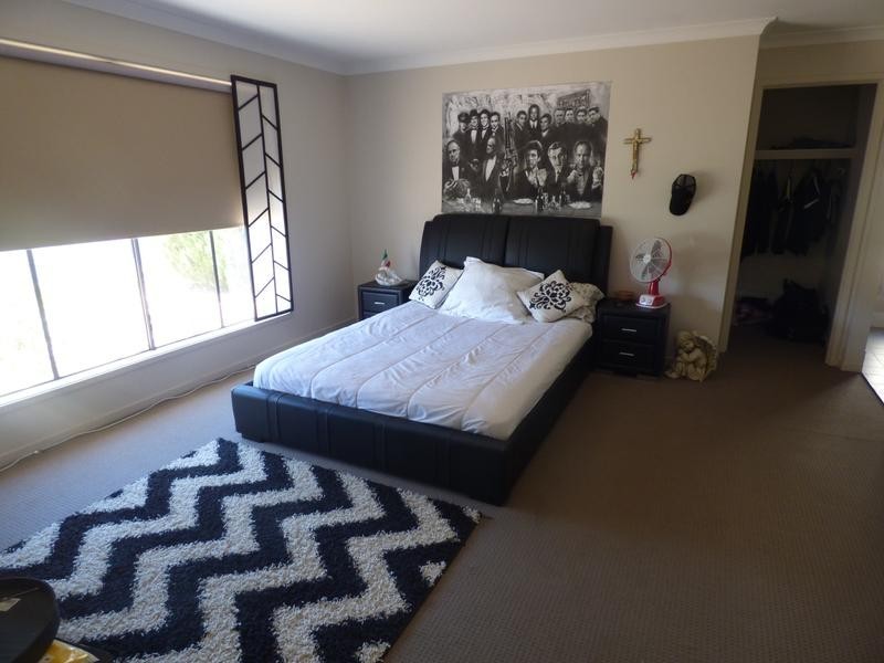 91 Hillam Drive, Griffith NSW 2680