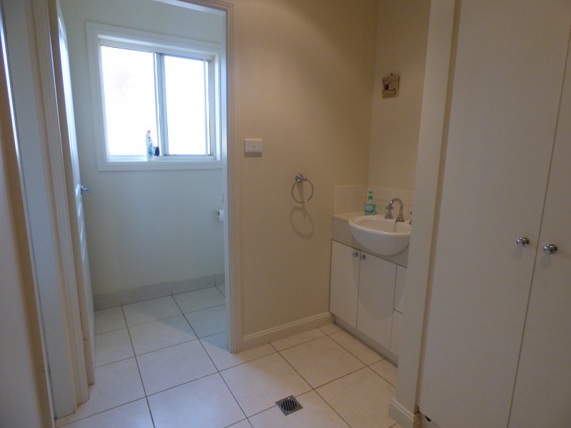 13 Little Road, Griffith NSW 2680