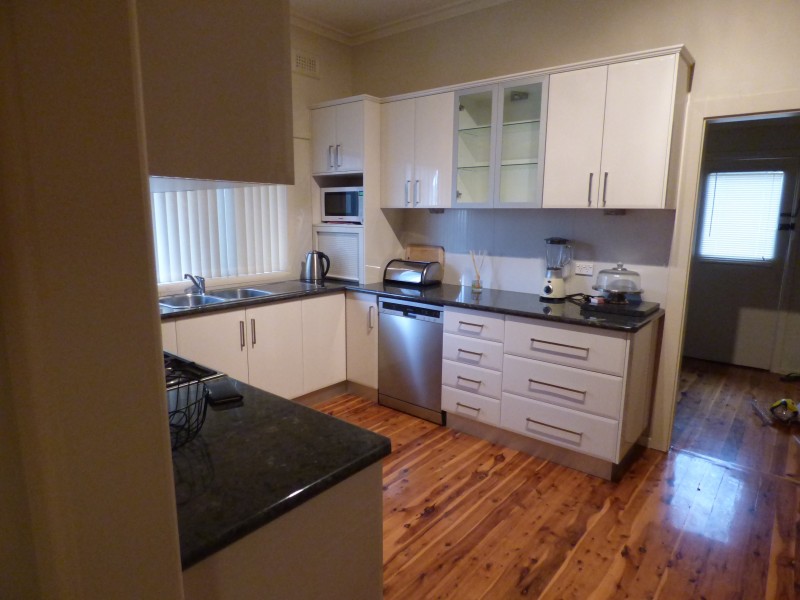 27 Kooba Street, Griffith NSW 2680