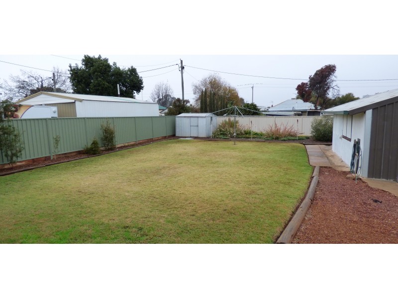 32 Edmondson Avenue, Griffith NSW 2680