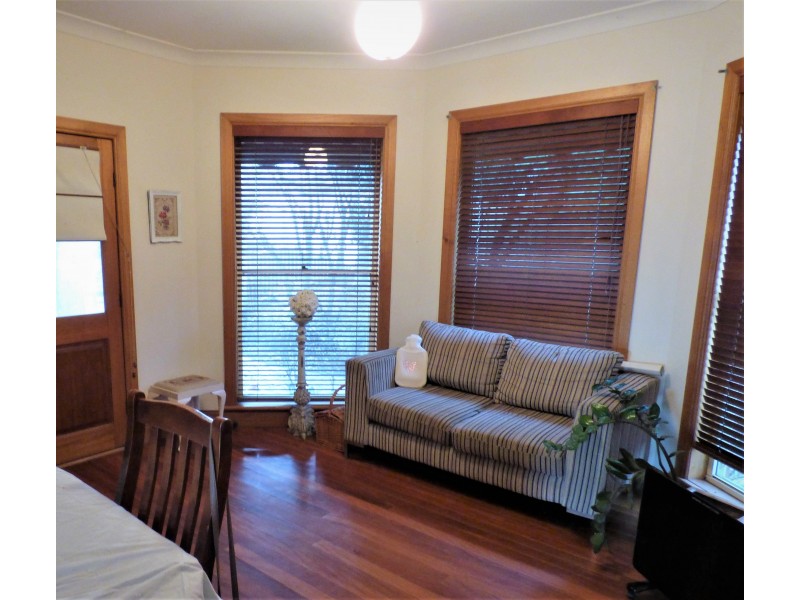 2 Love Place, Griffith NSW 2680