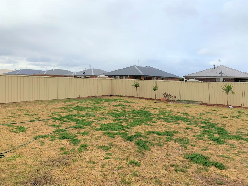 52 Madden Drive, Griffith NSW 2680