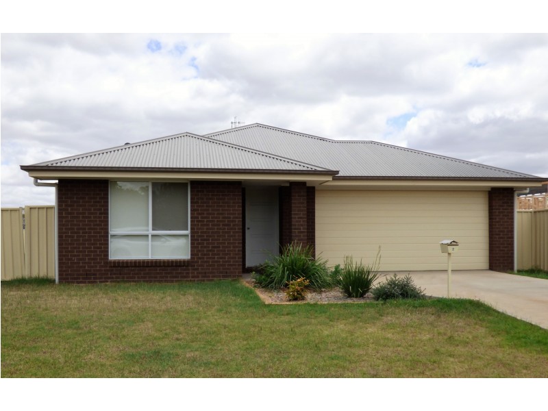 2 Zirilli Avenue, Griffith NSW 2680