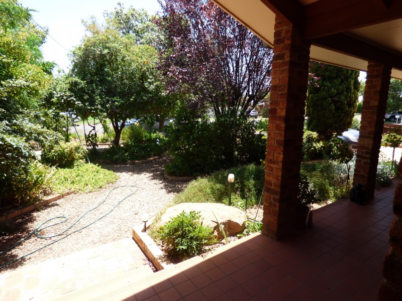 143 Erskine Road, Griffith NSW 2680