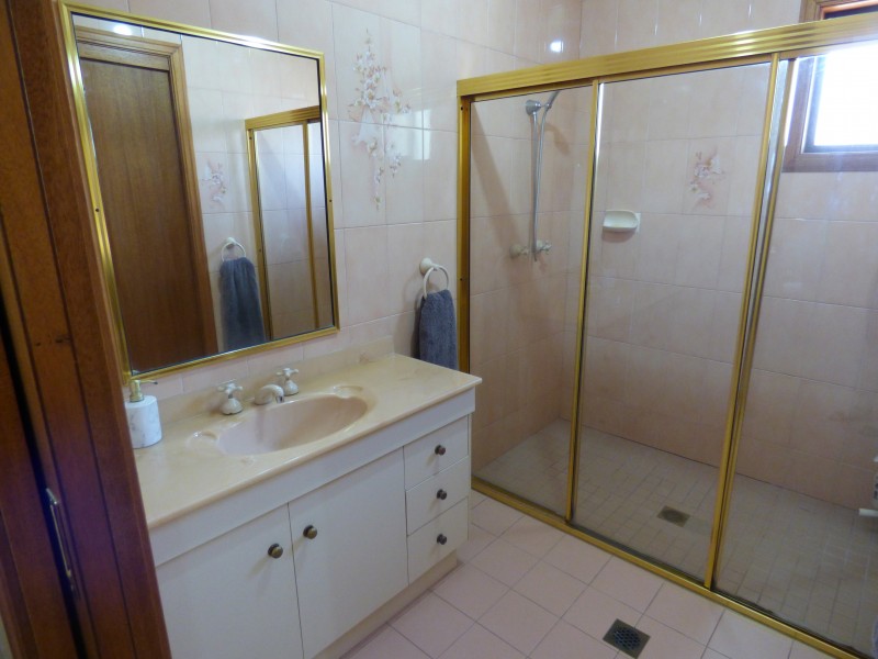 143 Erskine Road, Griffith NSW 2680