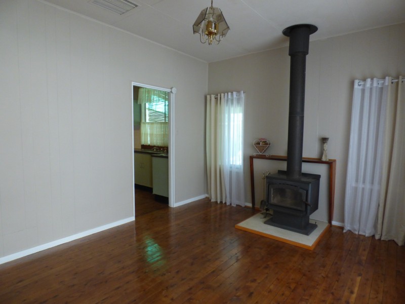 18 Kook Street, Darlington Point NSW 2706