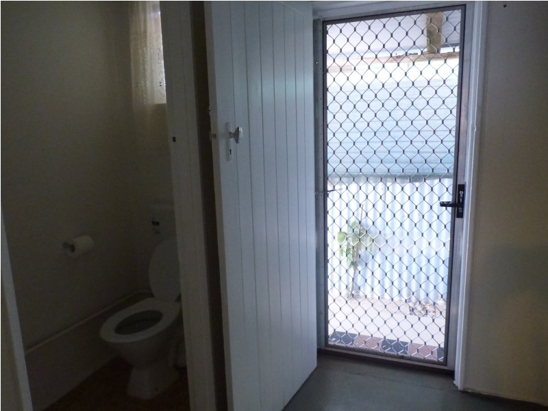 18 Kook Street, Darlington Point NSW 2706