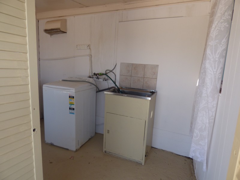 18 Kook Street, Darlington Point NSW 2706