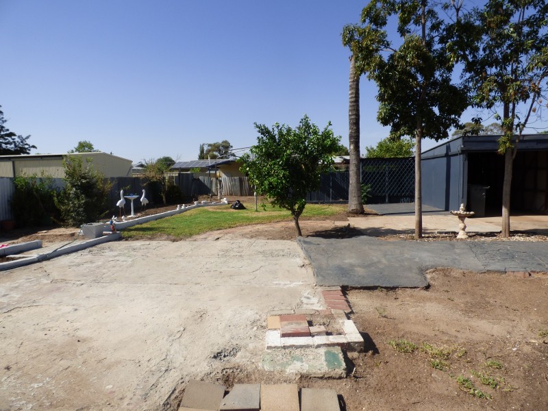 18 Kook Street, Darlington Point NSW 2706