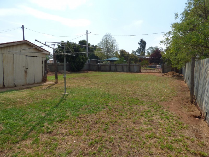 71 Binya Street, Griffith NSW 2680