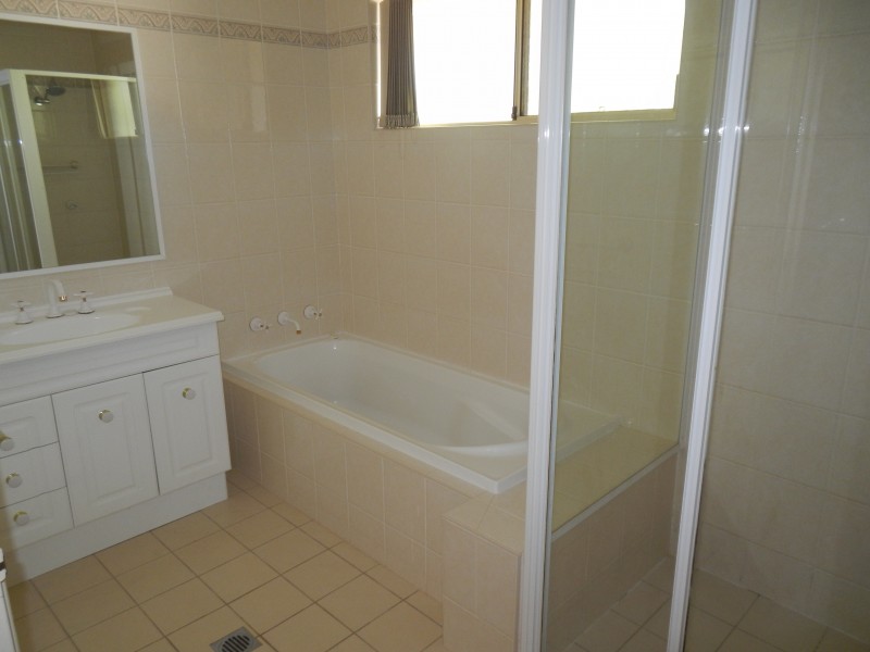 3/13 Leaver Street, Yenda NSW 2681