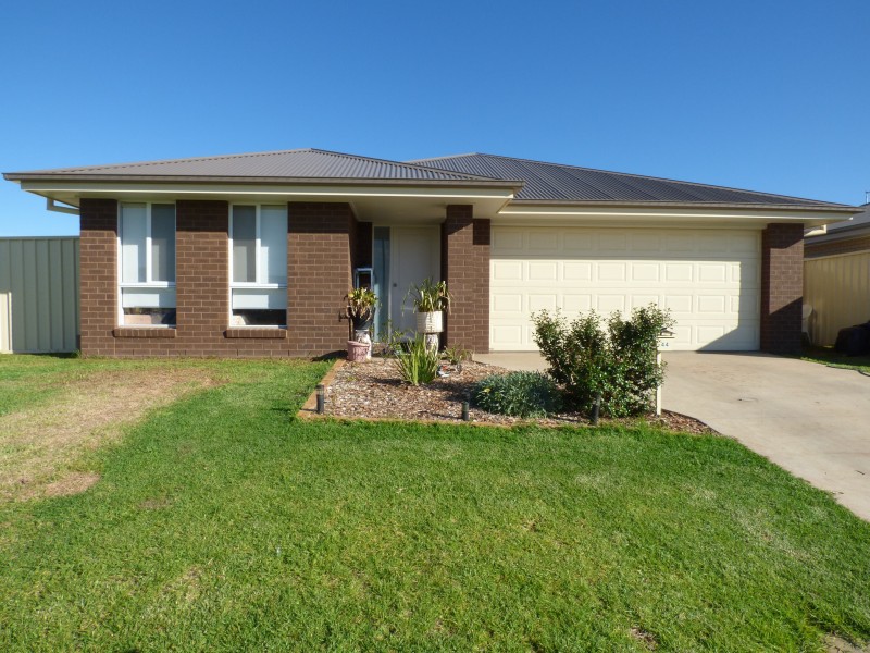 44 Zirilli Avenue, Griffith NSW 2680