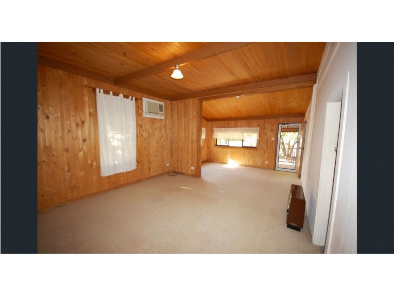 1197 Collins Road, Griffith NSW 2680