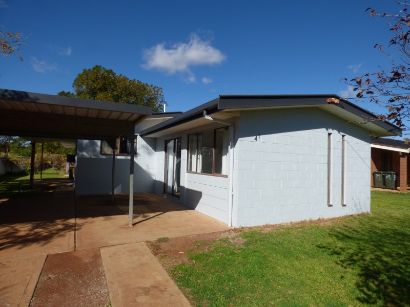 41 Moira Street, Goolgowi NSW 2652
