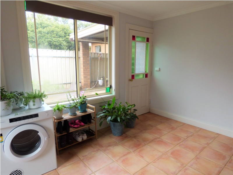 7 Youll Street, Griffith NSW 2680