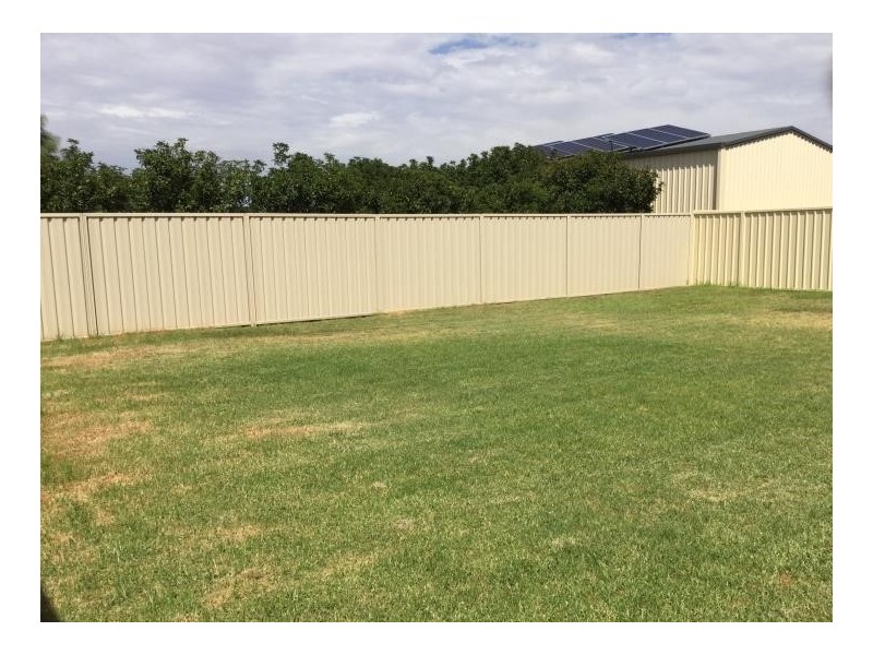 97 Citrus Road, Griffith NSW 2680