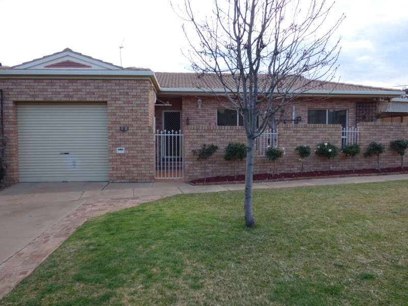 10 Beale Street, Griffith NSW 2680