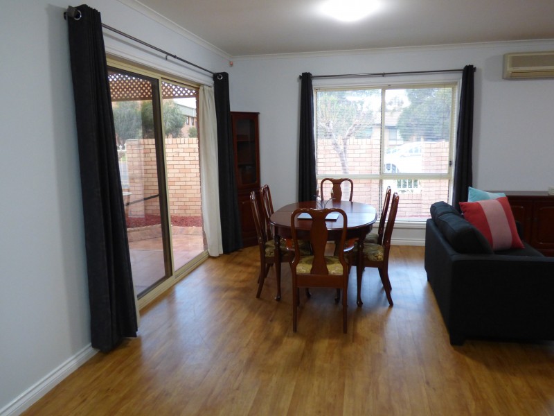 10 Beale Street, Griffith NSW 2680