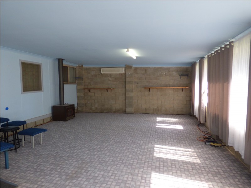 9 Demamiel Street, Darlington Point NSW 2706