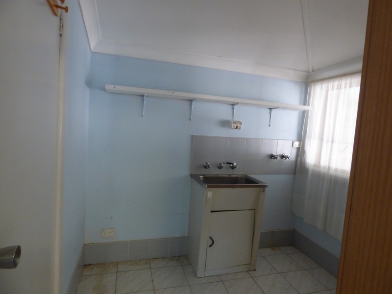 9 Demamiel Street, Darlington Point NSW 2706