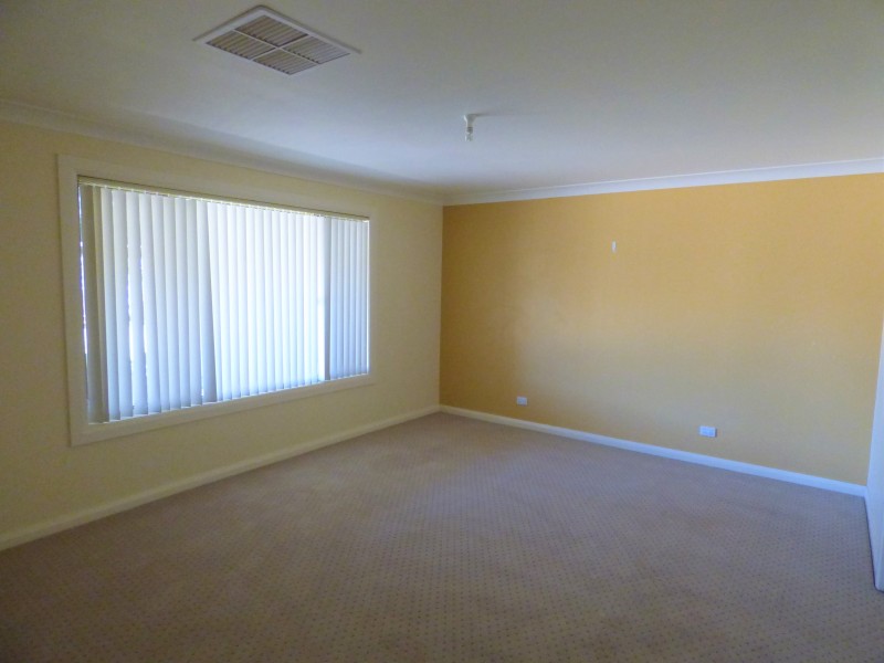 18 Uri Street, Darlington Point NSW 2706