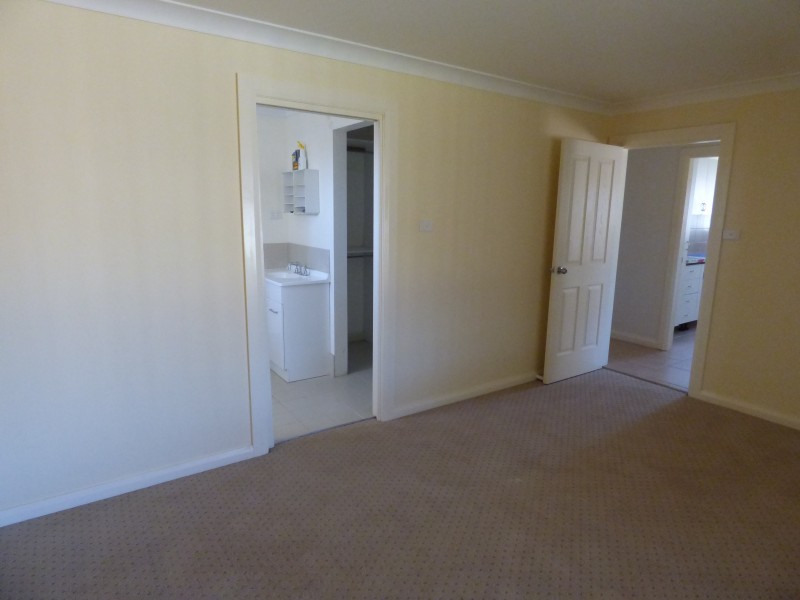 18 Uri Street, Darlington Point NSW 2706