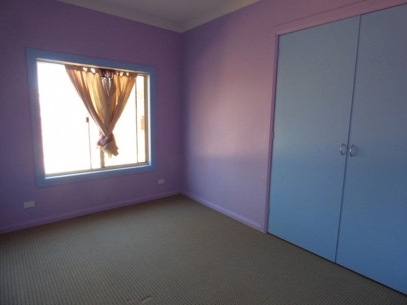 18 Uri Street, Darlington Point NSW 2706