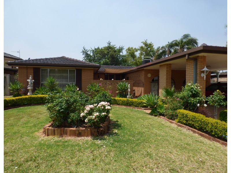 8 Messner Street, Griffith NSW 2680