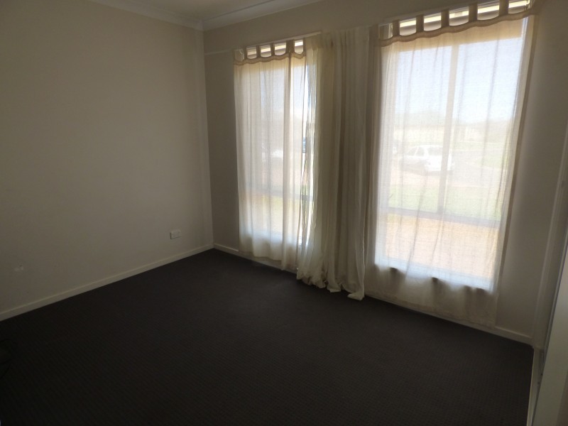 7 Howlong Crescent, Griffith NSW 2680