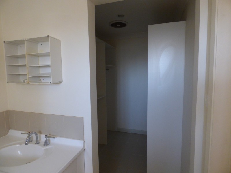 18 Uri Street, Darlington Point NSW 2706