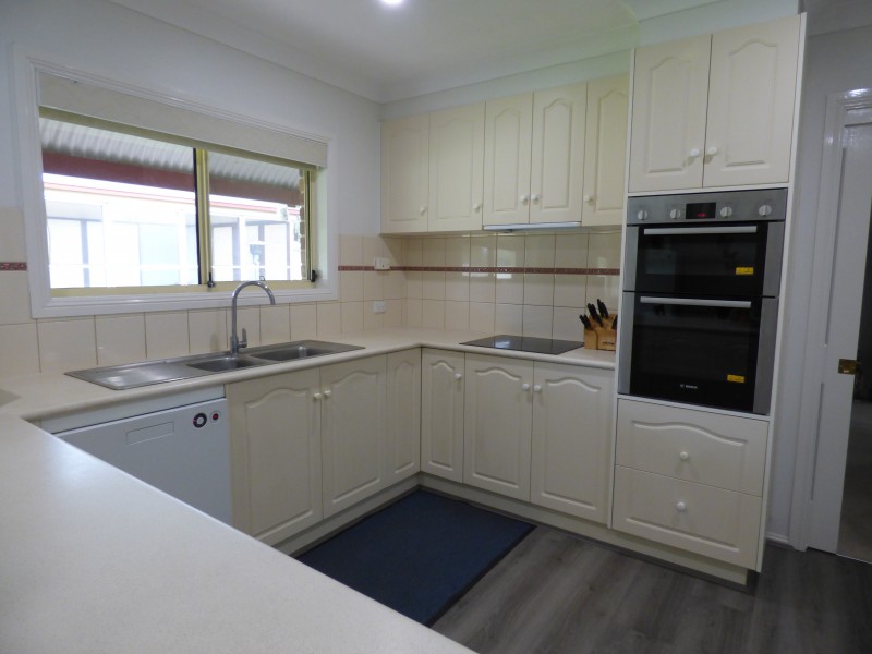 29 Carrington Street, Darlington Point NSW 2706