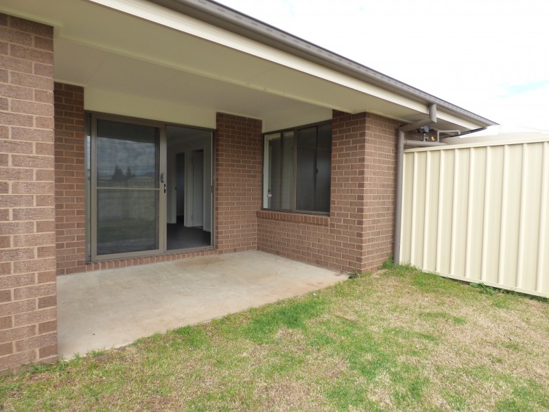 41B Walla Avenue, Griffith NSW 2680