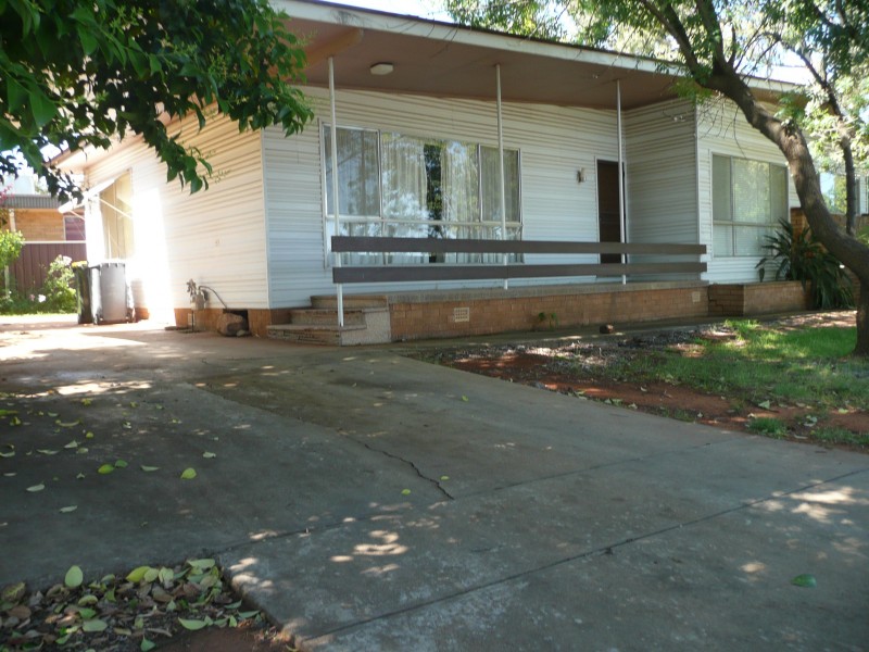 28-30 Grey Street, Griffith NSW 2680