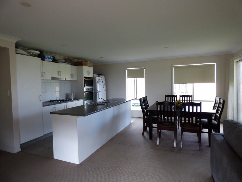 2 Howlong Crescent, Griffith NSW 2680