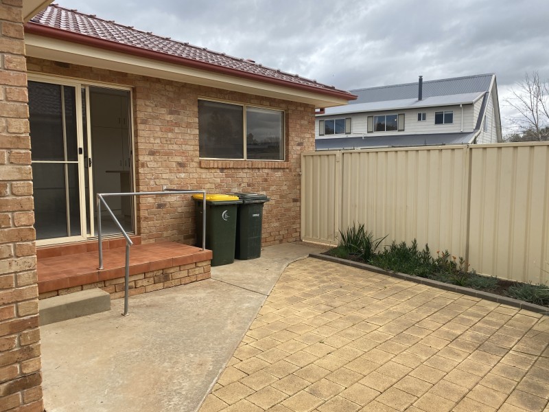 17A Clifton Boulevard, Griffith NSW 2680