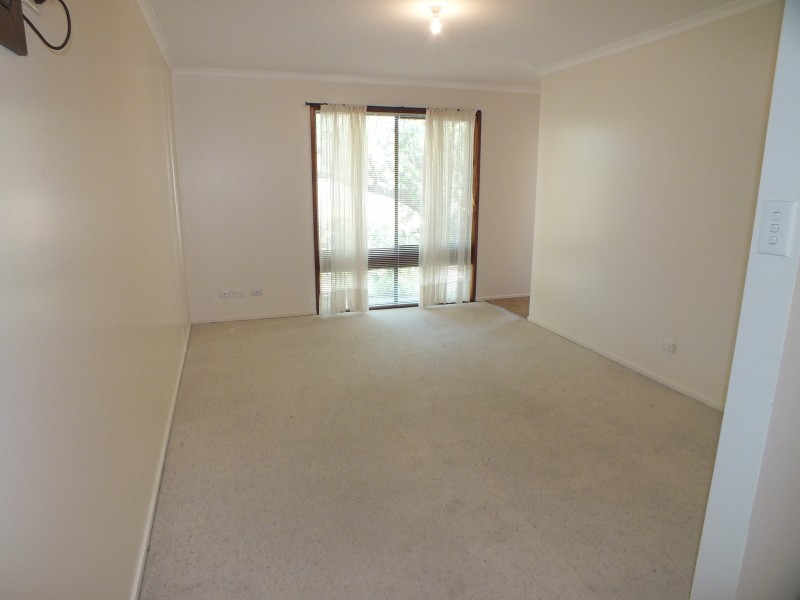 1/47-51 Clifton Boulevard, Griffith NSW 2680