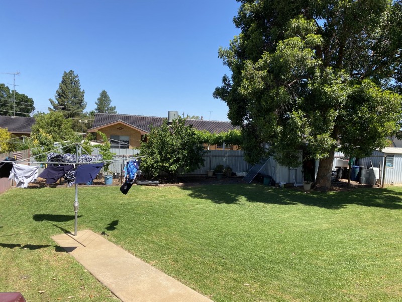 10 Graham Street, Griffith NSW 2680