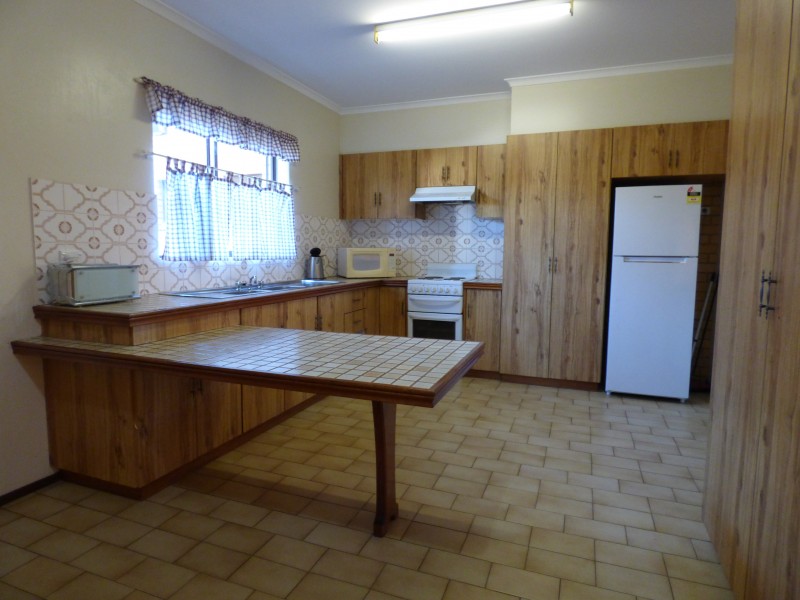 2/110 Benerembah Street, Griffith NSW 2680