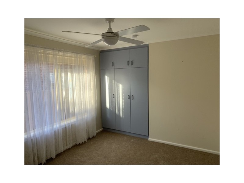 5 Robertson Street, Griffith NSW 2680