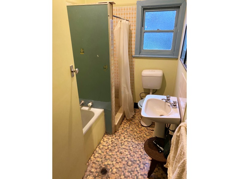 42 Wood Road, Griffith NSW 2680