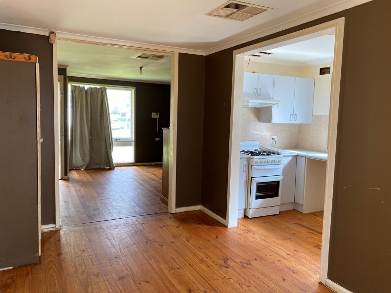 38 Parkinson Crescent, Griffith NSW 2680